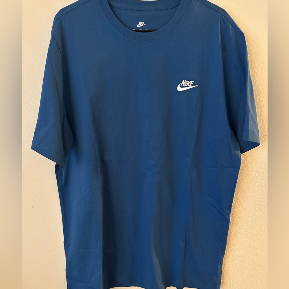 NWT Mens XL Tall Royal Blue Nike T-Shirt